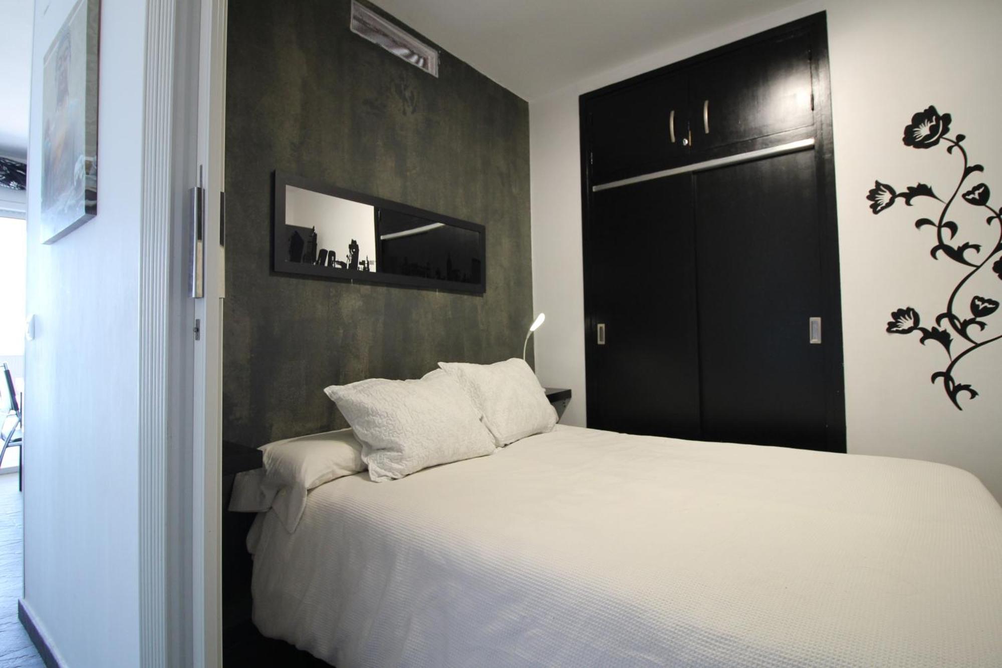 אמפוריבראבה Basic Comfort Studio Manhattan 0115 מראה חיצוני תמונה