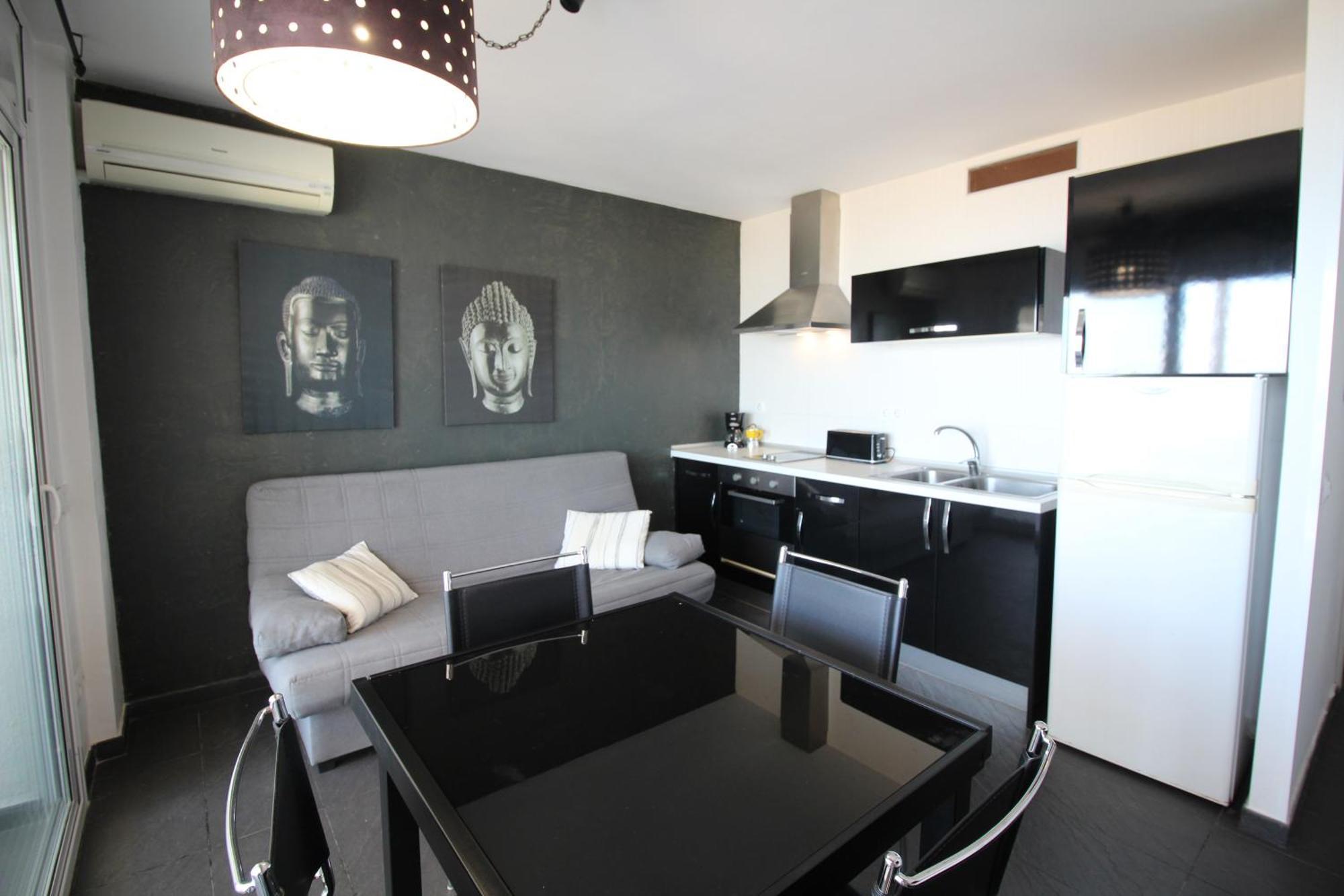 אמפוריבראבה Basic Comfort Studio Manhattan 0115 מראה חיצוני תמונה